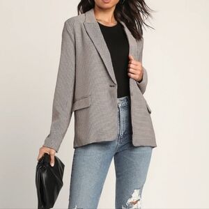 Lulu's Classic Gray Blazer